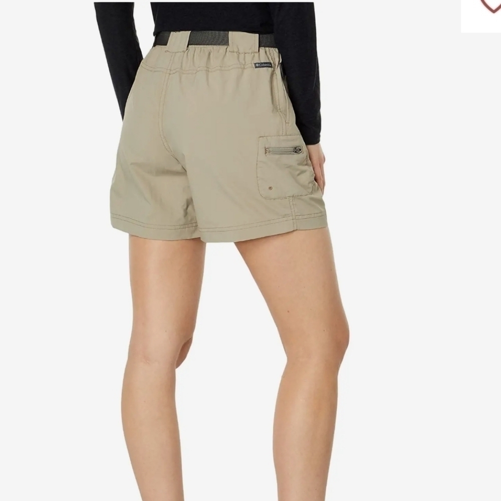 NWT Columbia Sandy River Cargo Shorts in Tusk with Belt, Size Small - Picture 2 of 16